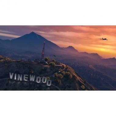 Rockstar Grand Theft Auto V Premium Edition [Blu-Ray диск] (PS4)