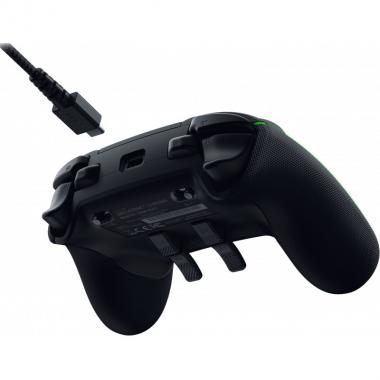 Razer Геймпад Wolverine V2 Chroma