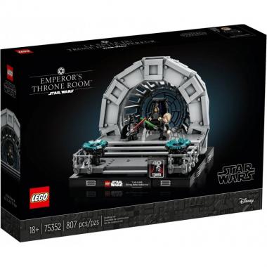 LEGO Star Wars Emperor's Throne Room Diorama