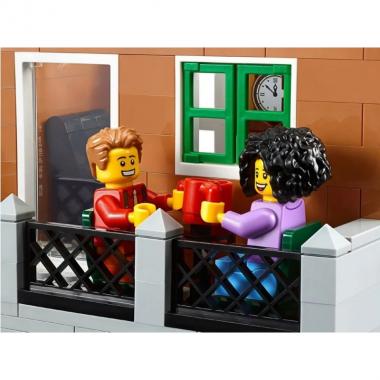 LEGO Конструктор Creator Книжный магазин 10270