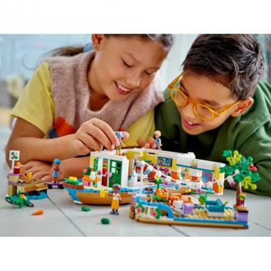 LEGO Конструктор Friends Плавучий дом на канале