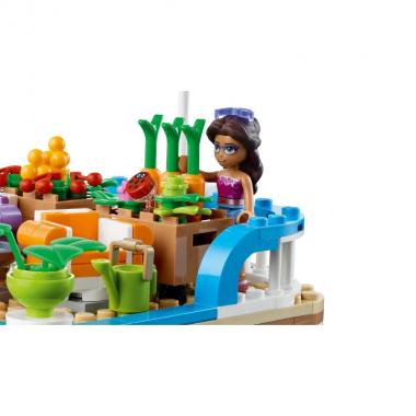 LEGO Конструктор Friends Плавучий дом на канале