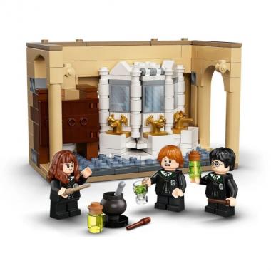 LEGO Конструктор Harry Potter Хогвартс: ошибка с оборотным зельем 76386