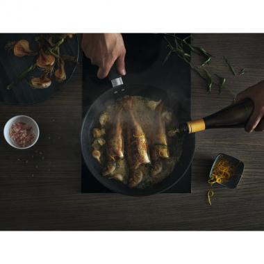 Fiskars Frying pan Hard Face, 30см, cover Hardtec Superior, induction, alum, black