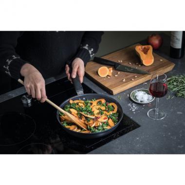 Fiskars Frying pan Hard Face, 30см, cover Hardtec Superior, induction, alum, black