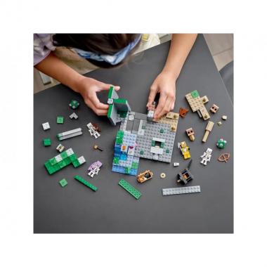 LEGO Конструктор Minecraft Підземелля скелетів