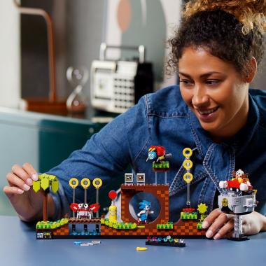 LEGO Конструктор Ideas Ёжик Соник— Зона с зеленым холмом
