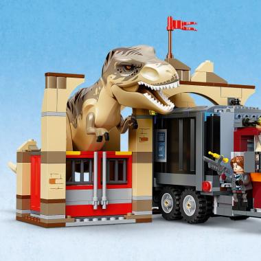 LEGO Конструктор Jurassic World Побег атроцираптора и тираннозавра