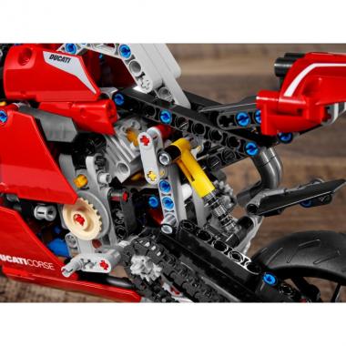 LEGO Конструктор Technic Ducati Panigale V4 R