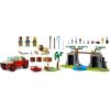 LEGO Конструктор City Спасательный внедорожник для зверей 60301