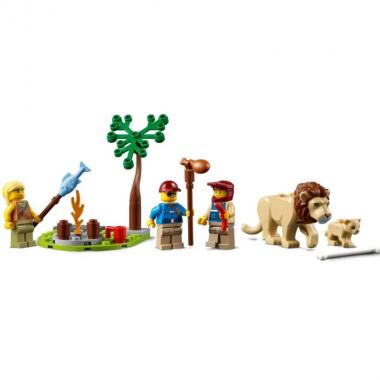 LEGO Конструктор City Спасательный внедорожник для зверей 60301