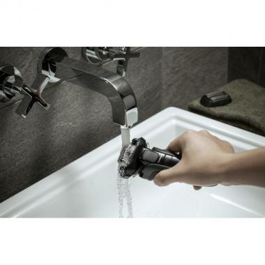 Panasonic Електробритва ES-LV6U-K820