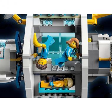 LEGO Конструктор City Місячна Космічна станція 60349