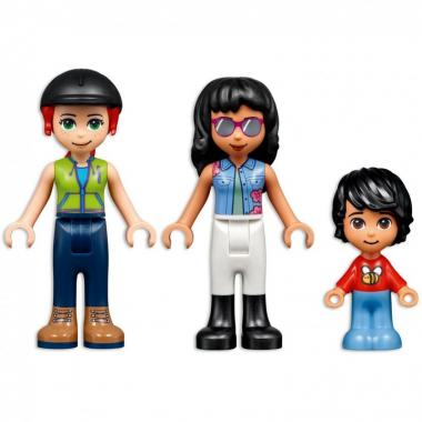 LEGO Конструктор Friends Лісовий клуб верхової їзди 41683