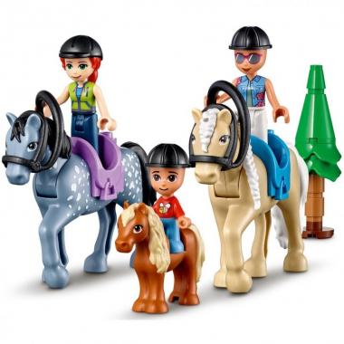 LEGO Конструктор Friends Лісовий клуб верхової їзди 41683