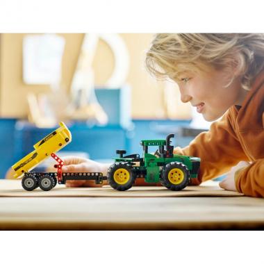 LEGO Конструктор Technic Трактор John Deere 9620R 4WD