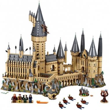 LEGO Конструктор Harry Potter Замок Хогвартс 71043