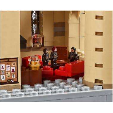 LEGO Конструктор Harry Potter Замок Хогвартс 71043