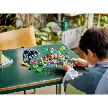 LEGO Конструктор Avatar Нейтири и Танатор против Куаритча в скафандре УМП