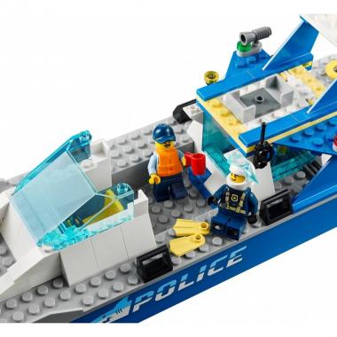 LEGO Конструктор City Поліцейський патрульний човен 60277