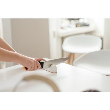 Fiskars Точило для ножів Functional Form, біле
