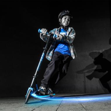 NEON Viper Scooter[N100828]