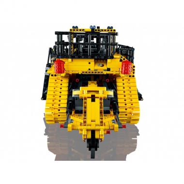 LEGO Конструктор Technic Бульдозер Cat D11 на пульте управления 42131