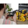 LEGO Конструктор Technic Бульдозер Cat D11 на пульте управления 42131