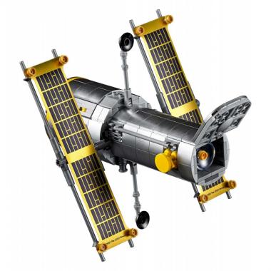 LEGO Конструктор Icons NASA: Космический шаттл Дискавери