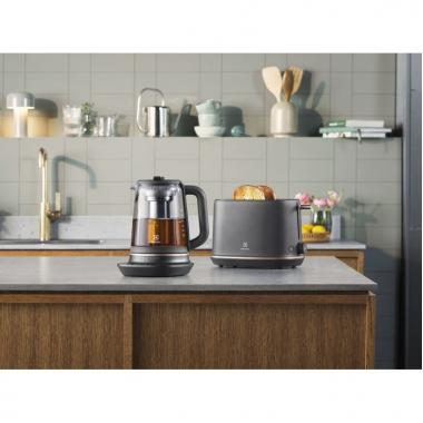 Electrolux Electric kettle, 1,7L, Strix, glass, with teapot, black