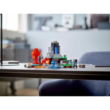 LEGO Конструктор Minecraft Зруйнований портал 21172