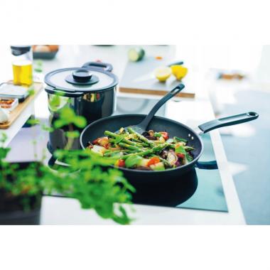 Fiskars Сковорода Functional Form, 24см, покриття Hardtec Superior, алюм., індукція, чорний