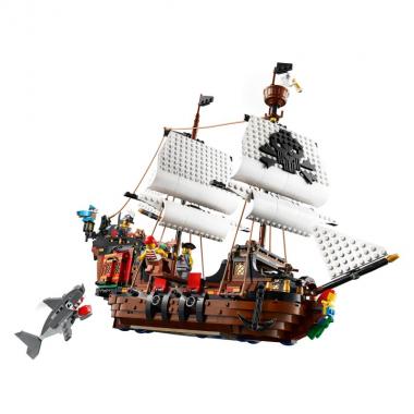 LEGO Creator Pirate Ship