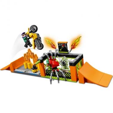 LEGO Конструктор City Парк каскадерів 60293