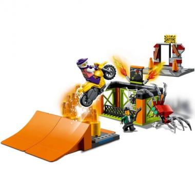 LEGO Конструктор City Парк каскадерів 60293