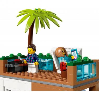 LEGO City Apartment Building