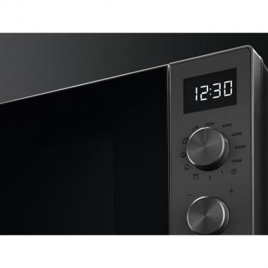 Electrolux Мікрохвильова піч 25л, мех. керування, 900Вт, гриль, дисплей, інвертор, титан