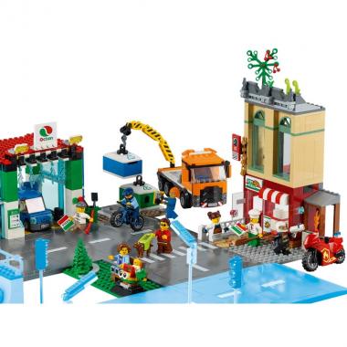 LEGO City Town Center