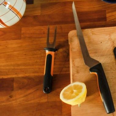Fiskars Вилка для рыбы Functional Form, 7 см, нерж. сталь, пластик