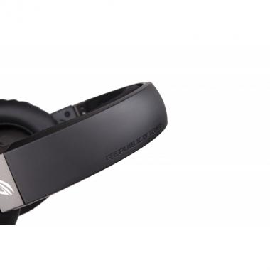 ASUS ROG Strix Fusion 700