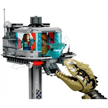 LEGO Конструктор Jurassic World Атака гигантозавра и теризинозавра