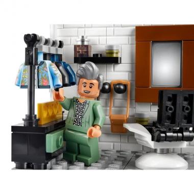LEGO Конструктор Creator Queer Eye - The Fab 5 Loft 10291