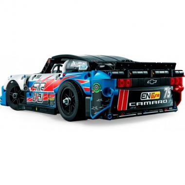 LEGO Technic NASCAR Next Gen Chevrolet Camaro ZL1