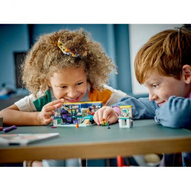 LEGO Friends Nova's Room