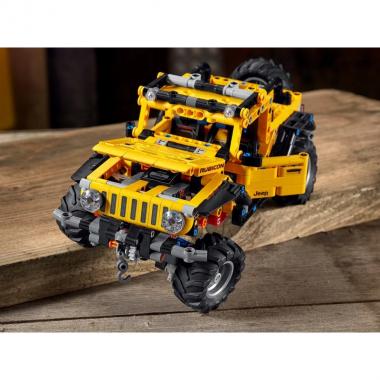 LEGO Конструктор Technic Jeep Wrangler