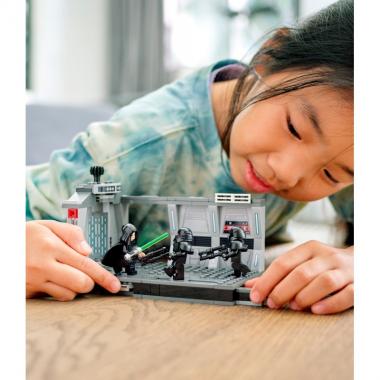 LEGO Конструктор Star Wars TM Атака темных штурмовиков 75324