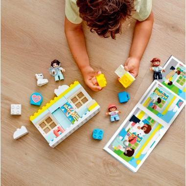 LEGO DUPLO Doctor Visit
