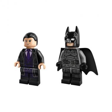 LEGO Конструктор Super Heroes DC Batman™ Бетмобіль: переслідування Пінгвіна 76181