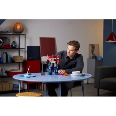 LEGO Icons Optimus Prime