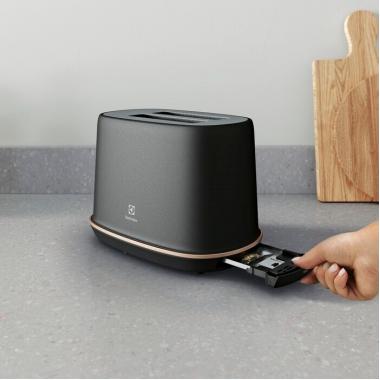 Electrolux Тостер, 980Вт, металл, черный